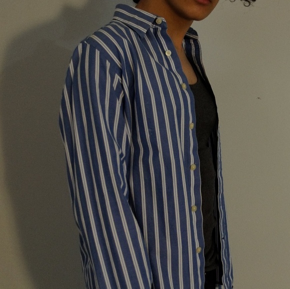 ▪ Button Down ▪ - Picture 7 of 7